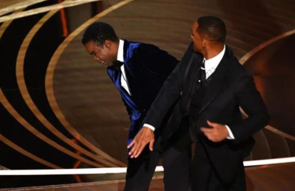 Mandatory Oscars Slap Battle: Team Will vs. Team Chris