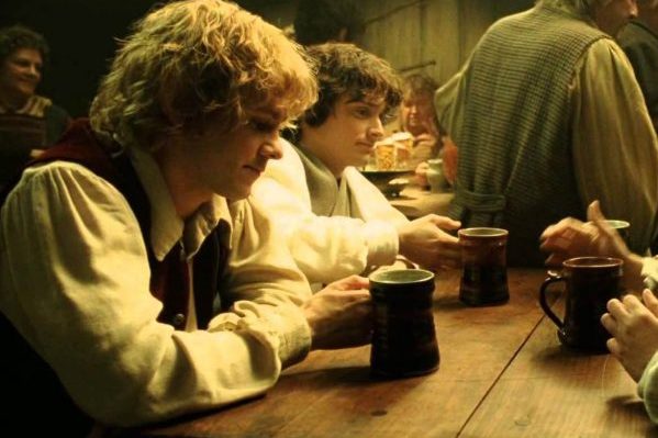 ‘Lord of the Rings’ Pop-Up Bar Should Make a Night of Drinking Feel Like a Lifetime