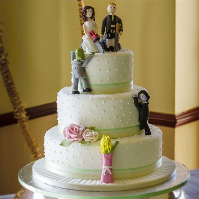 Funny Wedding Cakes #13