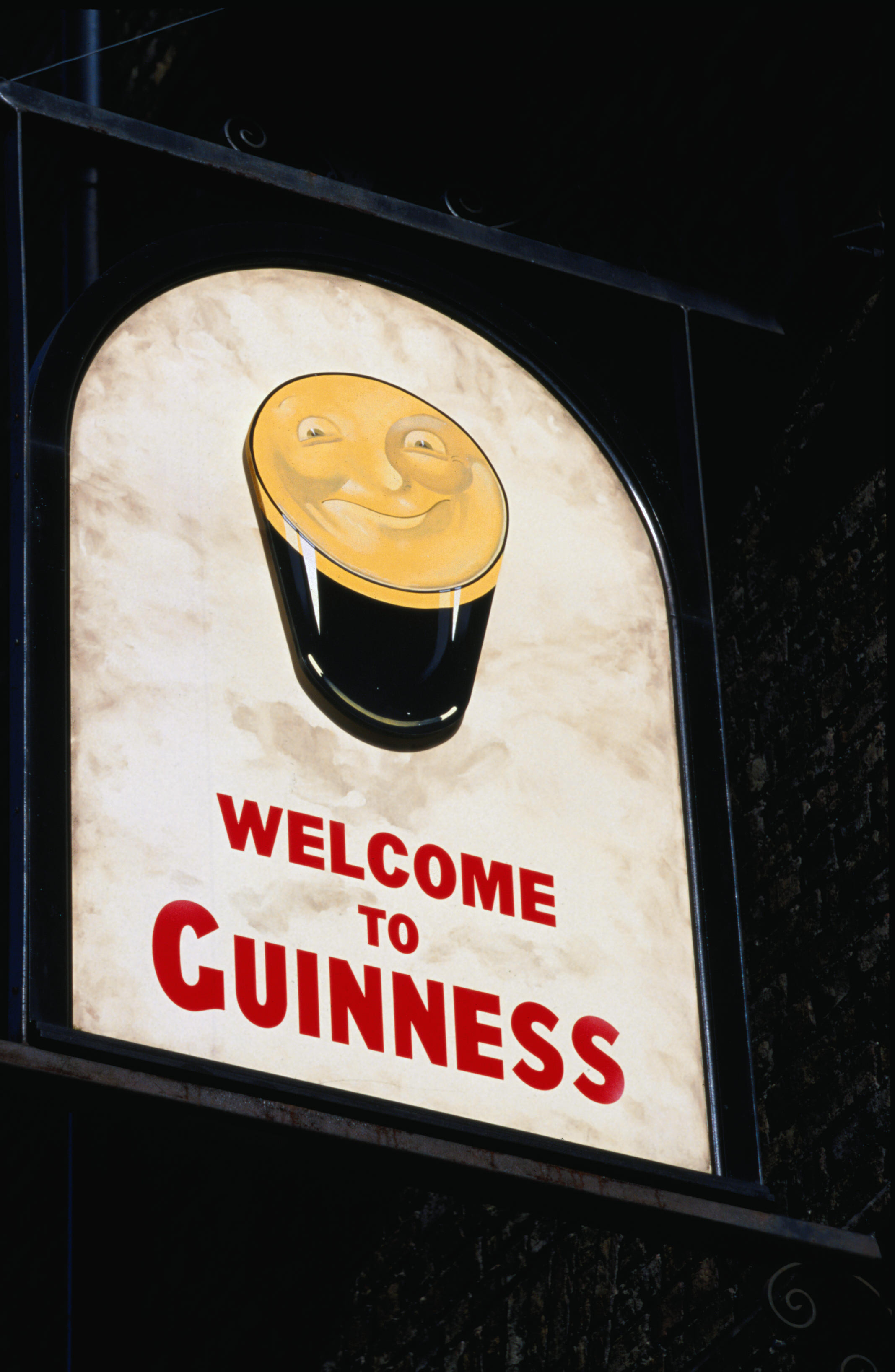 Arthur Guinness signed a 9,000 year lease.