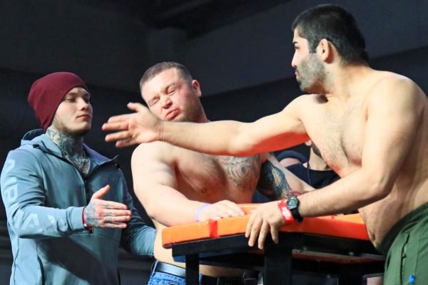 Face-Slap Wars Are the Ultimate Pandemic Fight Binge