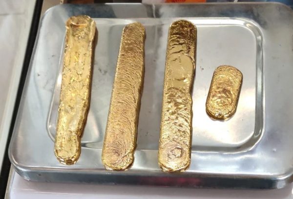 Traveler Hides Gold Up His Butt to Avoid Paying Taxes, Worth It Every Way