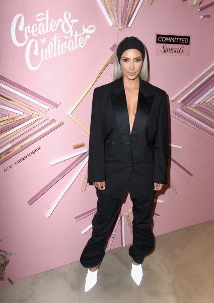 Kim Kardashian Suit Cleavage #4