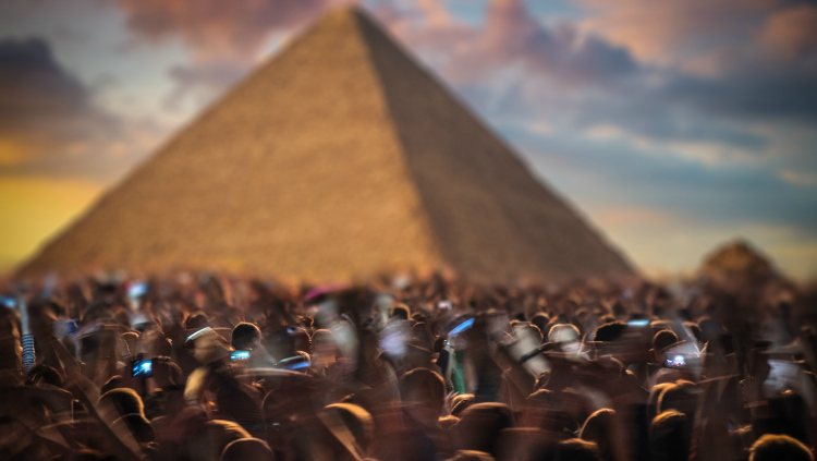 Chili Peppers’ Pyramids of Giza Show (And Other Ridiculous Places for Bands to Play)