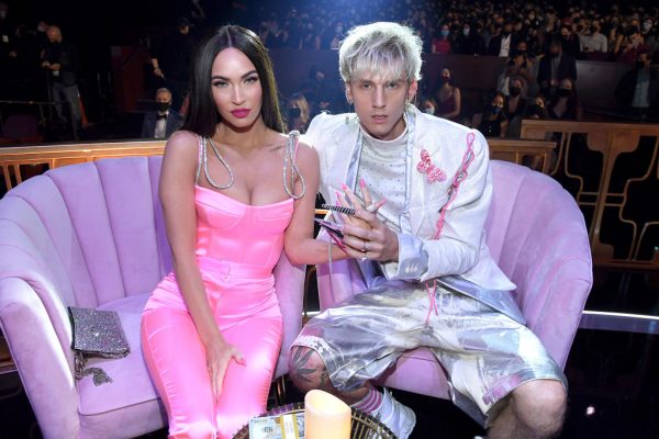 Megan Fox and Machine Gun Kelly Shack Up in Massive $30K Airbnb, God Knows What the Owner Will Do With Those Sheets