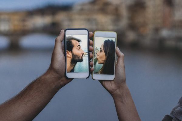 The Hookup Lookup: Pairing the 9 Best Dating Apps With Your Top Priorities
