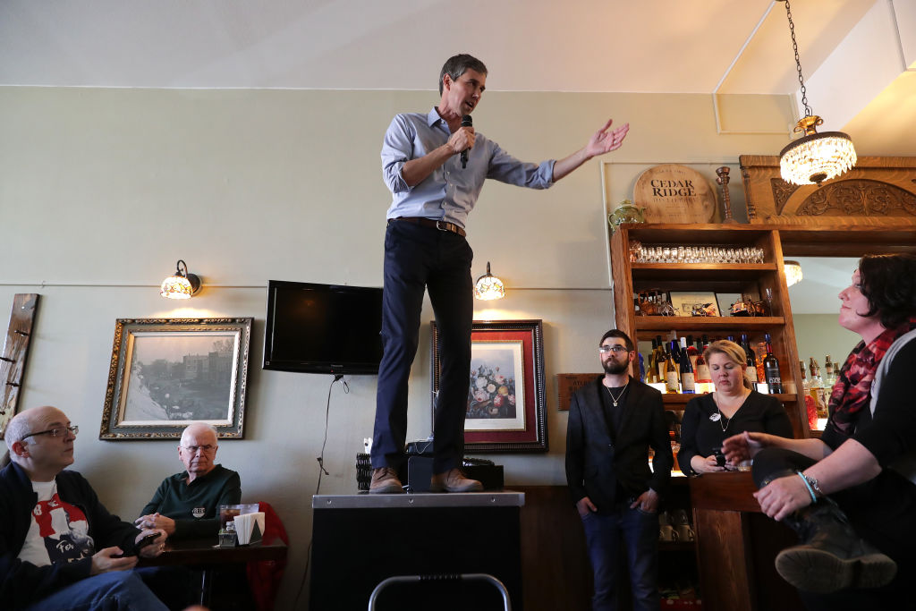 Beto Off on Top the Table 