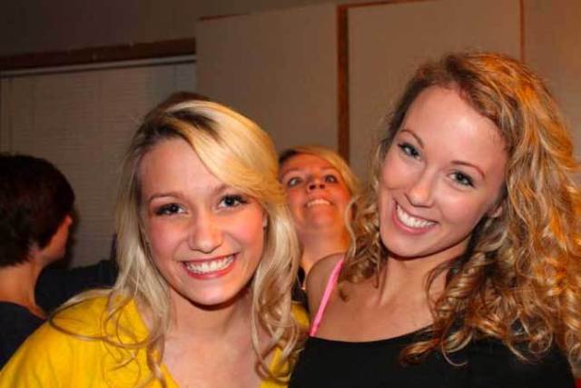 Selfies Gone Wrong and Perfect Photobombs #6
