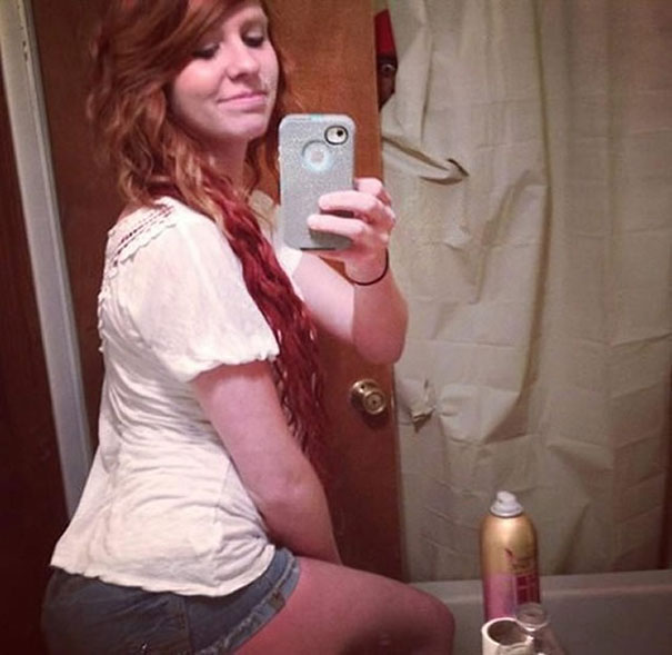 Selfies Gone Wrong and Perfect Photobombs #13