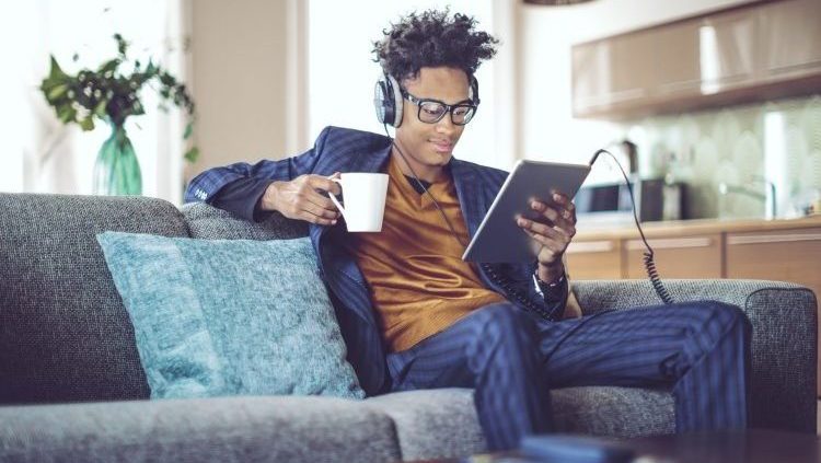 Responsible Millennial Finally Pays Off iPad Just in Time to Upgrade to Better One