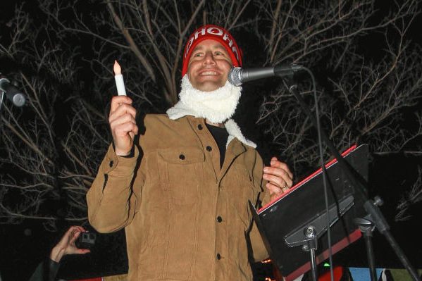 Covidiot Kirk Cameron Hosts Super-Spreader Christmas Carol Protests in California, Twitter Sounds Off