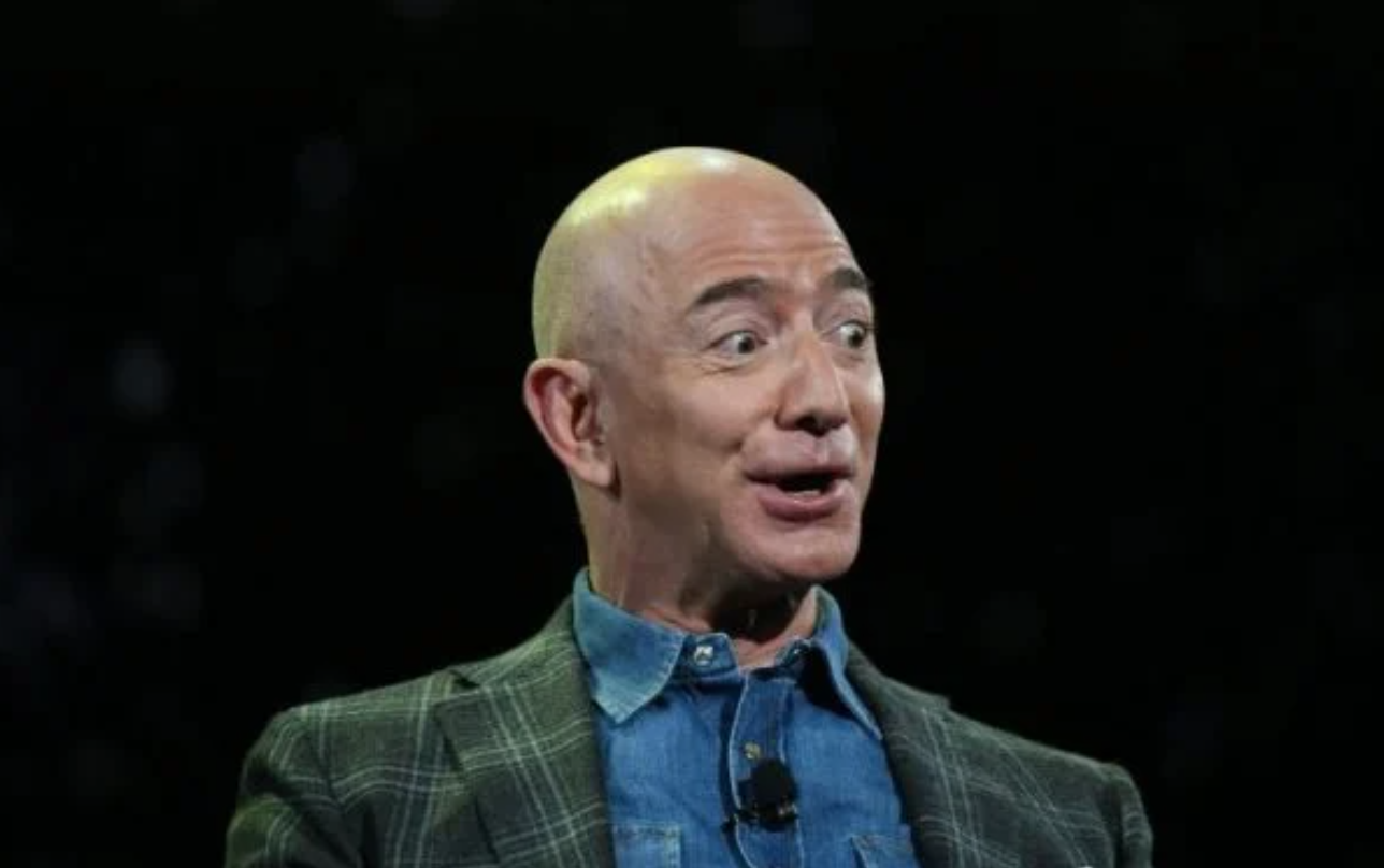 Jeff Bezos Should Be Denied Re-Entry to Earth Says Petition With Thousands of Signatures