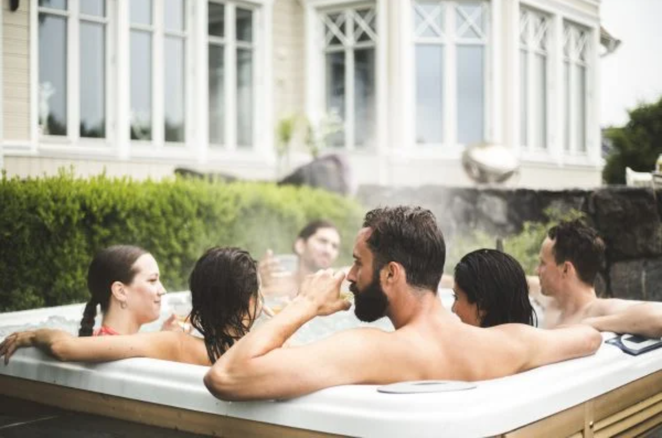 Why You Should Never Get in a Hot Tub, According to Travel Expert Who Clearly Never Got Laid in Hot Tub