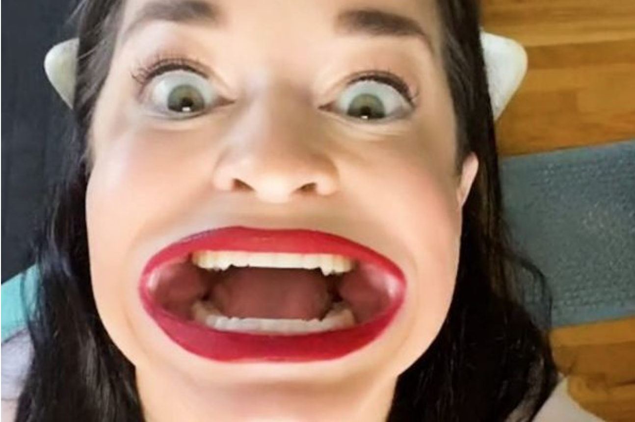 Meanwhile on TikTok: Woman Earns Guinness World Record Showing Off Ridiculous Size of Her Mouth, Think They Call That a Trophy Wife
